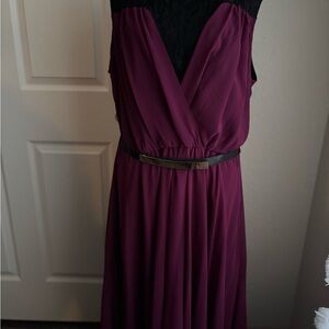 Chic Women's Midi Dress in Deep Purple
